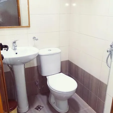 Celo Gæstehus Gjirokastër